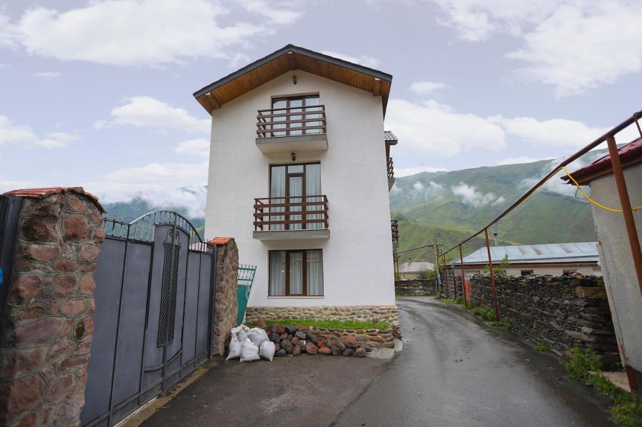 Sno Inn Kazbegi Kültér fotó